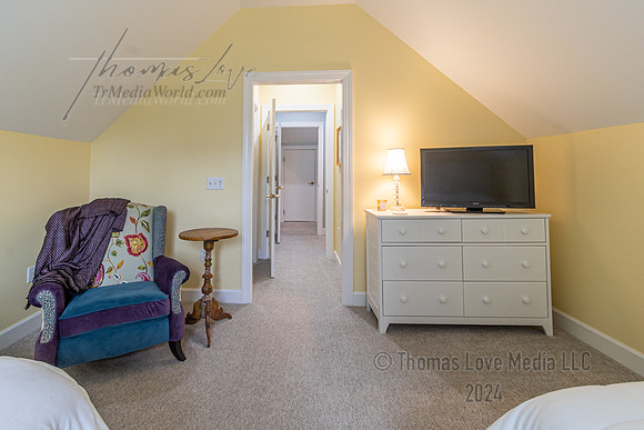 20E Cottage-53