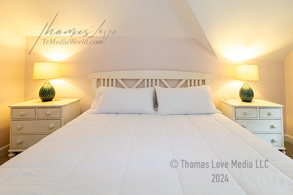 20E Cottage-63