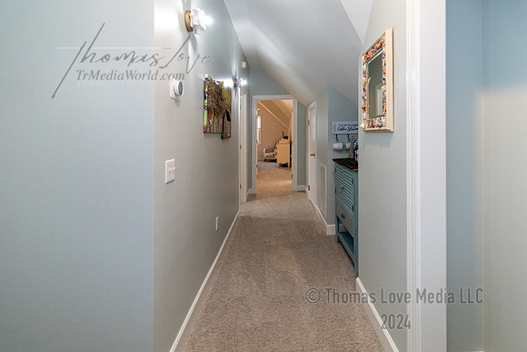 20E Cottage-55