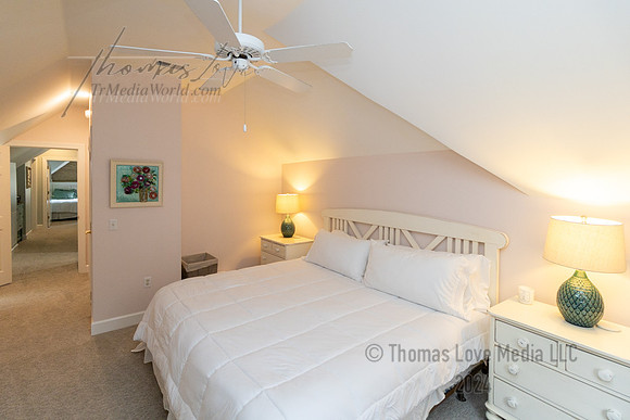 20E Cottage-61