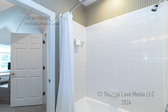 20E Cottage-58