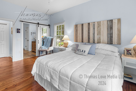 20E Cottage-33