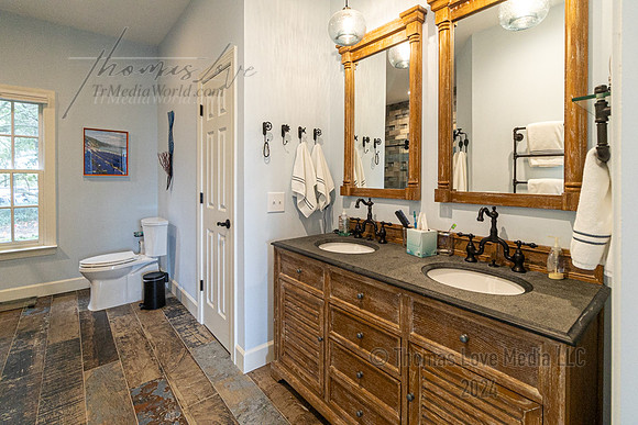 20E Cottage-37